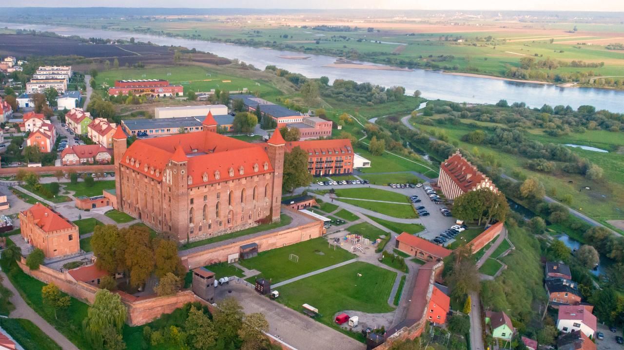 Курортные отели Zamek Gniew - Pałac Marysieńki Гнев-5